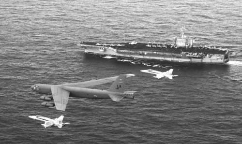  ܊B-52ZըCݾcĸf(xi)ͬ