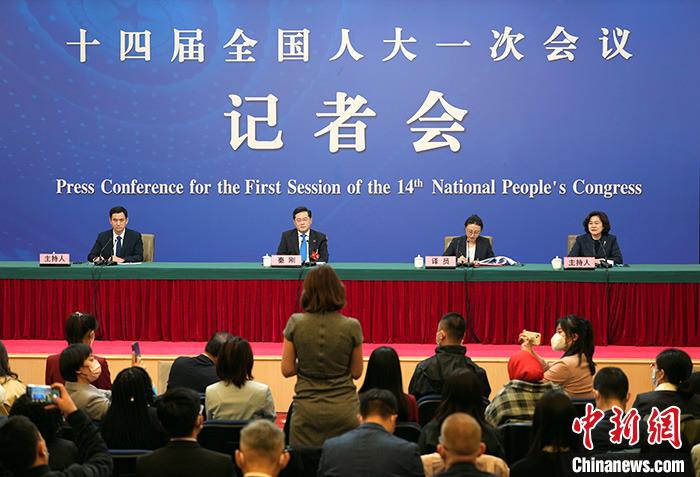 外交部長(cháng)秦剛就中國外交政策和對外關(guān)系回答中外記者提問(wèn)