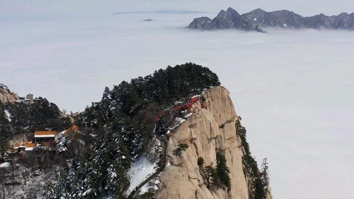 華山現絕美霧凇云海景觀(guān)