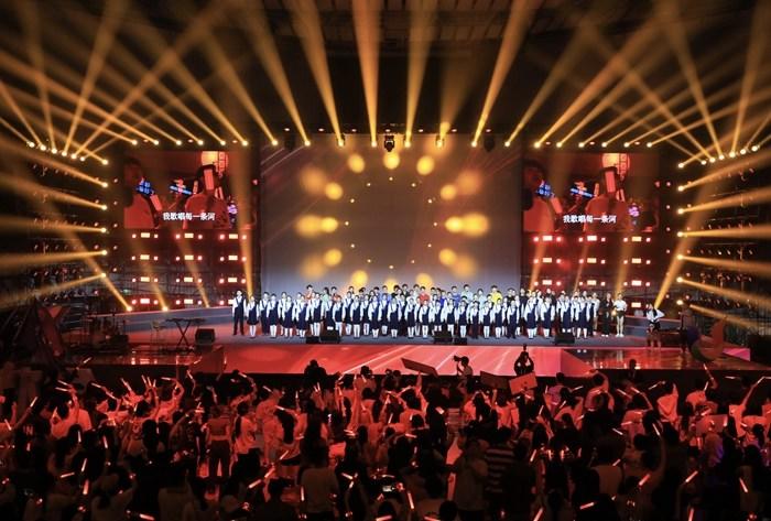 五四青春歌會(huì )在成都唱響