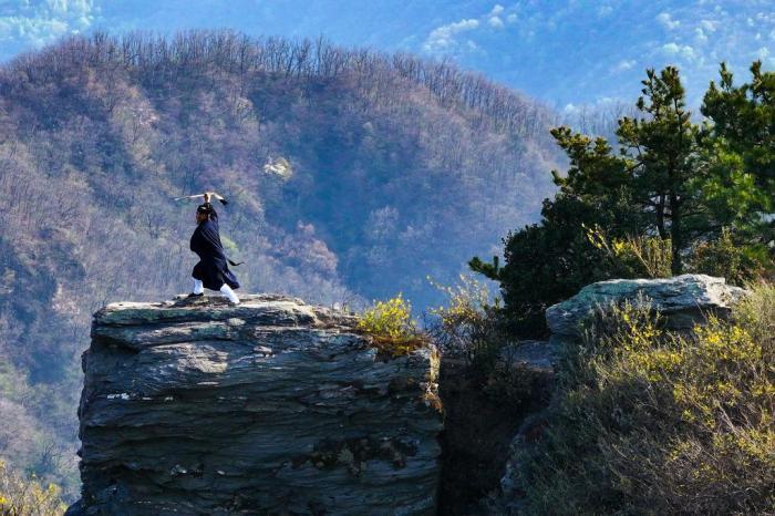 湖北武當山：武術(shù)太極持續“圈粉”