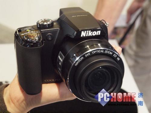 c(din)鿴ĈDƬ ῵ CoolPix P90 - ͬF2450Ԫ 8T(mn)L(chng)Cһ[