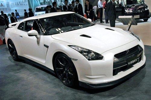 ̎ 2010GT-R|܇(ch)չʽl(f) ܇(ch)֮