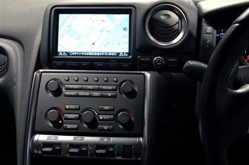 ̎ 2010GT-R|܇(ch)չʽl(f) ܇(ch)֮