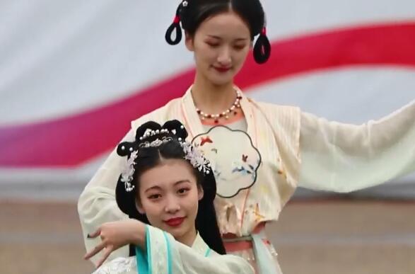 如何讓“國風(fēng)”吹向世界？媒體大咖熱議