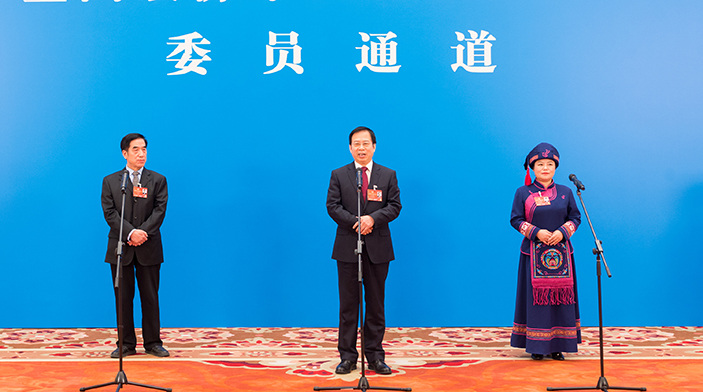 全國政協(xié)十三屆五次會(huì )議第三場(chǎng)“委員通道”
