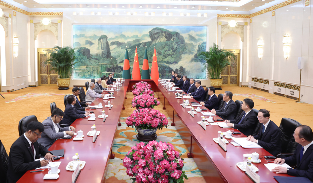 習近平會(huì )見(jiàn)孟加拉國臨時(shí)政府首席顧問(wèn)尤努斯